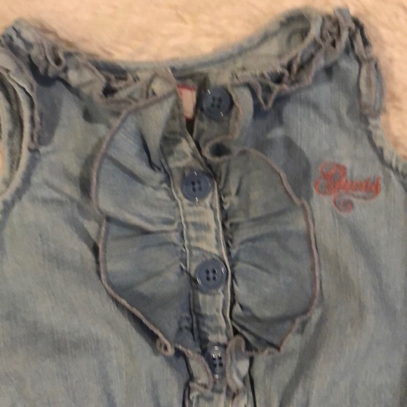 Guess romper with belt 6/9M - Picture 3 of 5